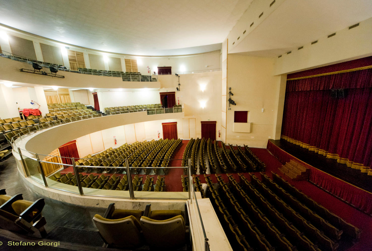 sala teatro italia roma